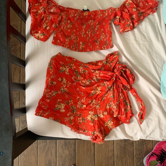 American Eagle Outfitters Other - American eagle 2 piece set!!